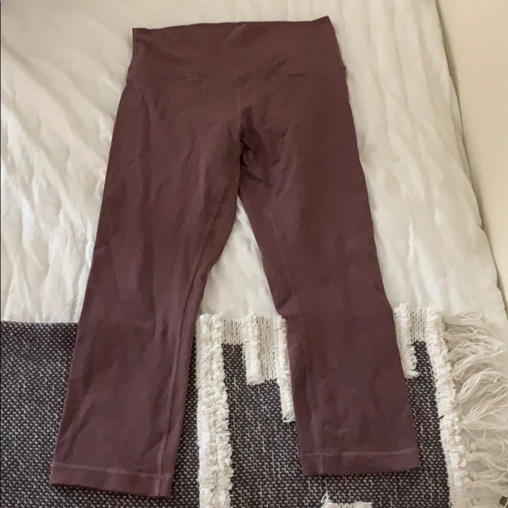 Lululemon wunder under crop 21”